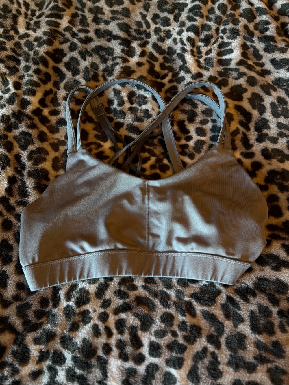 Champion criss cross sports bra size medium